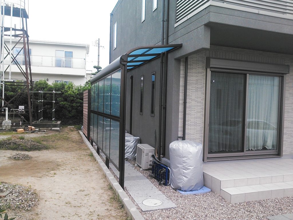 テラス屋根増設工事 YKKヴェクター 画像